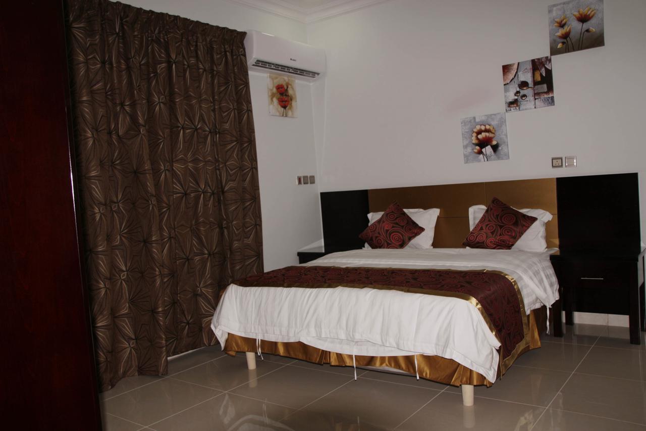 Aros Al Faisaliah Furnished Units Aparthotel Dammam Exterior foto