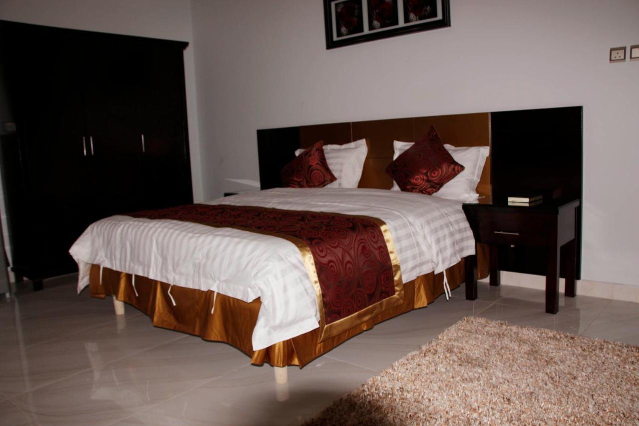 Aros Al Faisaliah Furnished Units Aparthotel Dammam Exterior foto