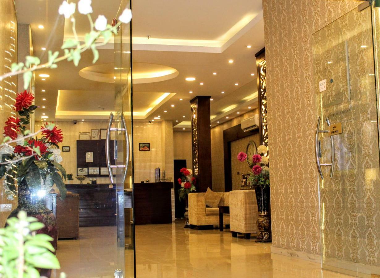 Aros Al Faisaliah Furnished Units Aparthotel Dammam Exterior foto