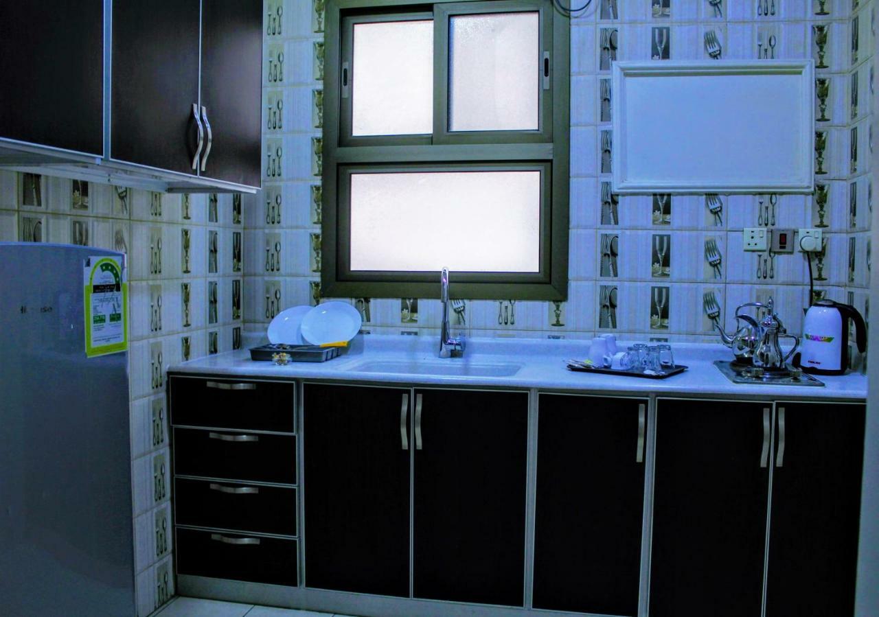 Aros Al Faisaliah Furnished Units Aparthotel Dammam Exterior foto