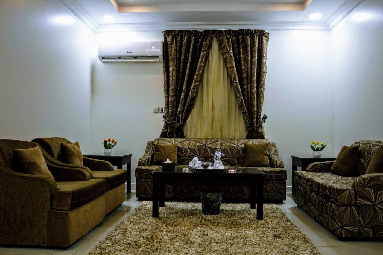 Aros Al Faisaliah Furnished Units Aparthotel Dammam Exterior foto