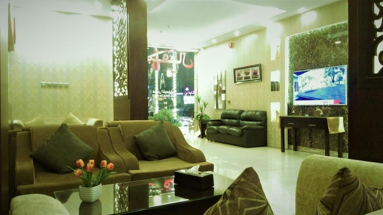 Aros Al Faisaliah Furnished Units Aparthotel Dammam Exterior foto